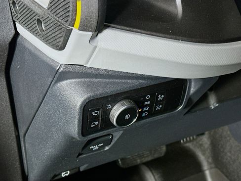 Used 2023 Ford Bronco Badlands image 17