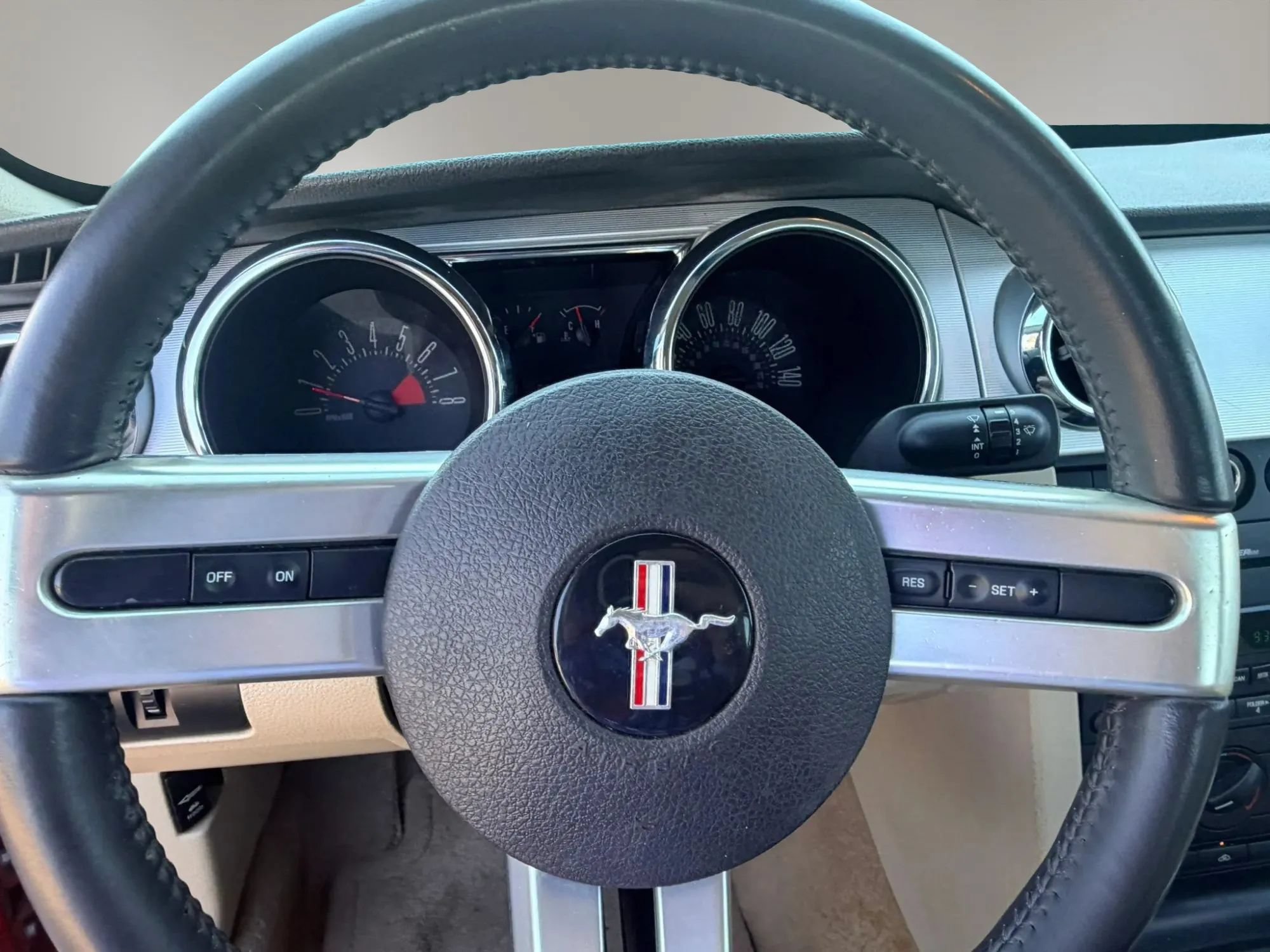 Used 2005 Ford Mustang GT Premium RWD image 15