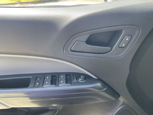 Used 2022 Chevrolet Colorado W/T w/ Custom Special Edition RWD image 20