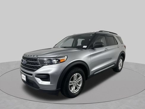 Used 2020 Ford Explorer XLT w/ Comfort Package AWD/4WD image 1