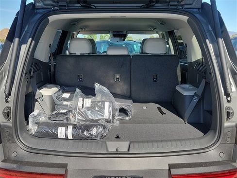 New 2026 Hyundai Santa Fe SE image 19