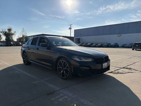 Certified 2023 BMW 530e w/ Executive Package image 7