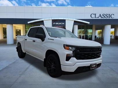 Used 2025 Chevrolet Silverado 1500 Custom w/ LPO, Dark Essentials Package