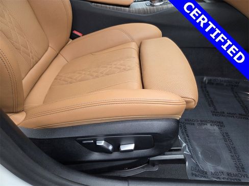 Certified 2023 BMW 530e w/ Premium Package image 20