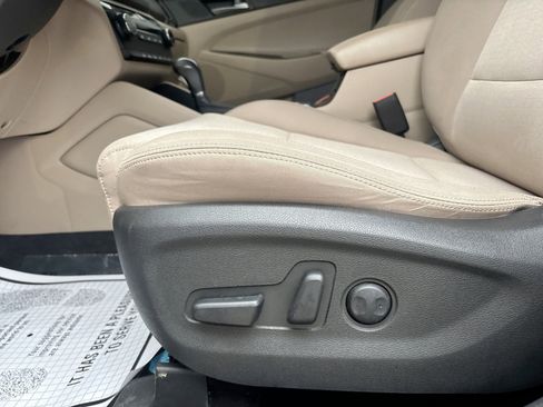 Used 2017 Hyundai Tucson Sport w/ Cargo Package AWD/4WD image 14