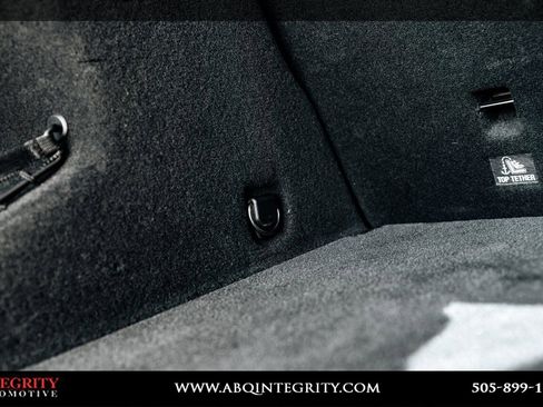 Used 2022 Mercedes-Benz GLC 300 4MATIC image 45