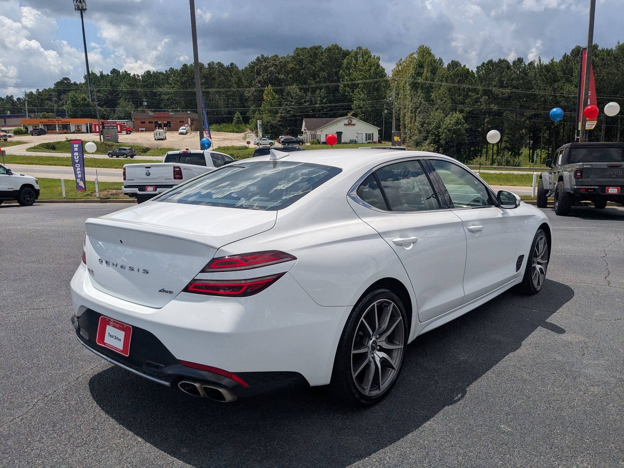 Used 2023 Genesis G70 2.0T AWD/4WD image 5