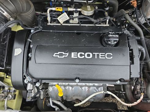 Certified 2017 Chevrolet Sonic LT w/ Convenience Package image 31