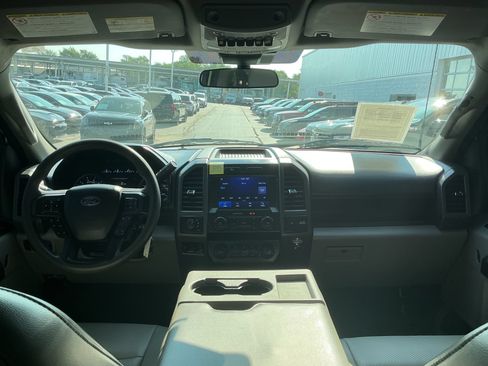Used 2022 Ford F250 XL w/ Power Equipment Group AWD/4WD image 15