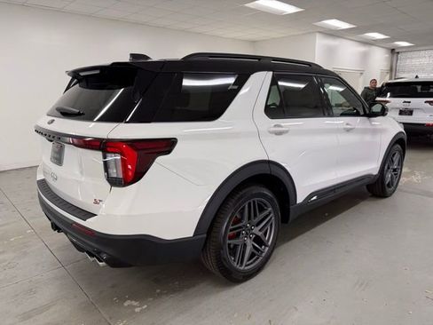 New 2026 Ford Explorer ST w/ Sun And Sound Package image 6