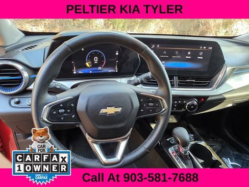 Used 2024 Chevrolet Trax LT w/ Driver Confidence Package image 13
