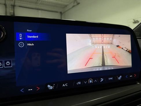 Certified 2026 Chevrolet Traverse LT w/ LPO, Floor Liner Package image 30