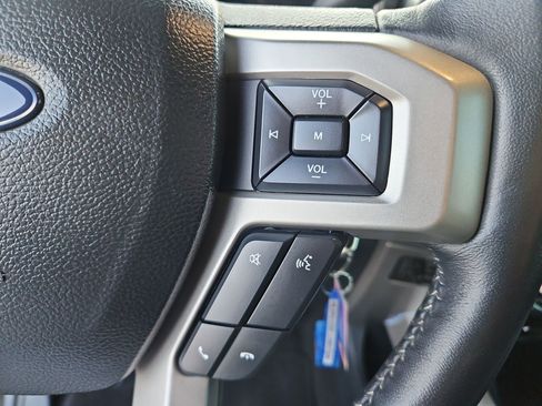 Used 2022 Ford F250 Lariat image 21