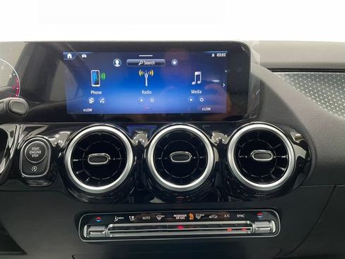 New 2026 Mercedes-Benz GLA 250 image 4