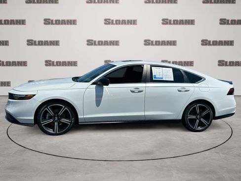 Used 2023 Honda Accord Sport image 2