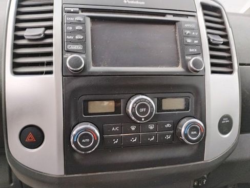 Used 2019 Nissan Frontier PRO-4X w/ Pro-4x Luxury Package image 12