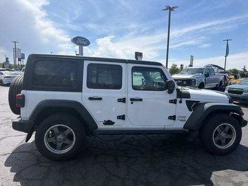 Used 2018 Jeep Wrangler Unlimited Sport S AWD/4WD image 5