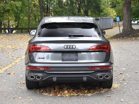 Used 2023 Audi SQ5 Premium Plus w/ Premium Plus Package image 8