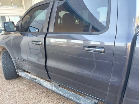 Used 2020 RAM 1500 Big Horn AWD/4WD image 12