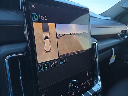 New 2026 GMC Yukon Denali w/ Sun & Power Step Package image 24