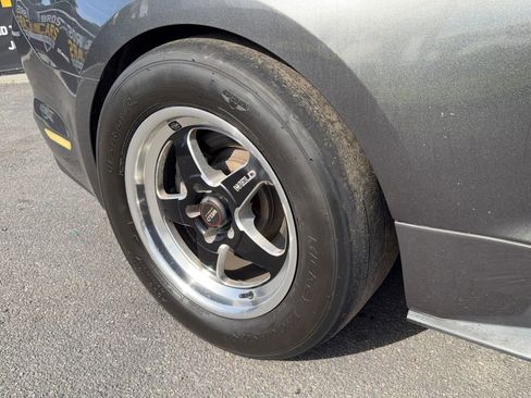 Used 2017 Ford Mustang GT image 17