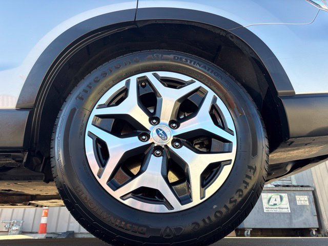 Used 2023 Subaru Forester Premium AWD/4WD image 9