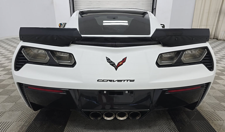 Used 2016 Chevrolet Corvette Z06 w/ 2LZ Preferred Equipment Group RWD image 7