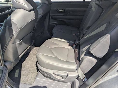 New 2025 Toyota Grand Highlander AWD image 14