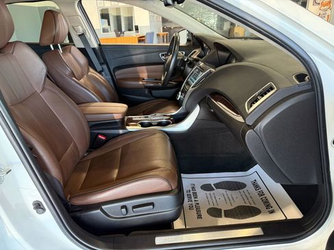 Used 2018 Acura TLX V6 w/ Technology Package image 11