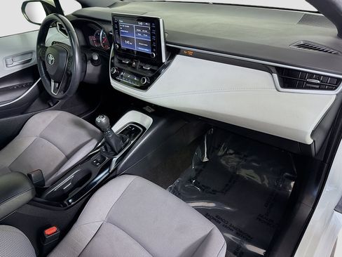 Used 2020 Toyota Corolla SE image 30