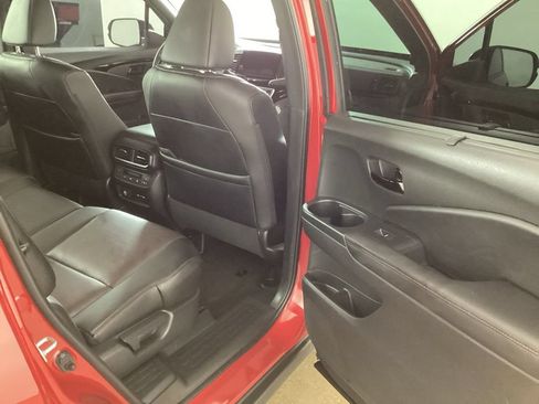 Used 2024 Honda Passport Black Edition image 21