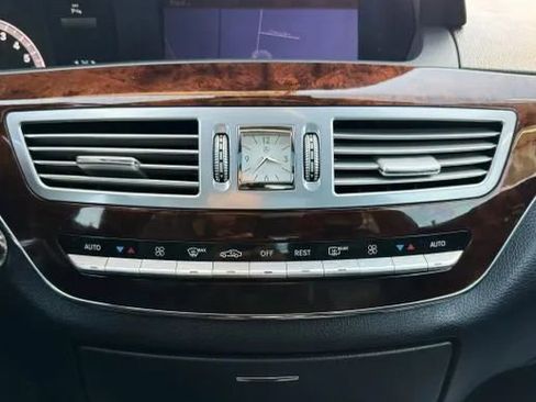 Used 2012 Mercedes-Benz S 550 w/ Sport Pkg Plus One image 30