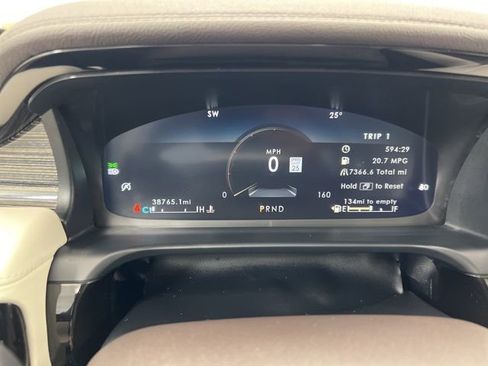 Certified 2024 Lincoln Aviator Black Label image 16