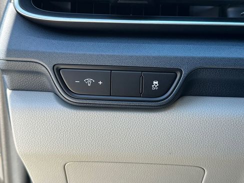 New 2026 Kia Carnival EX FWD image 21