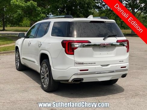Used 2023 GMC Acadia Denali AWD/4WD image 5