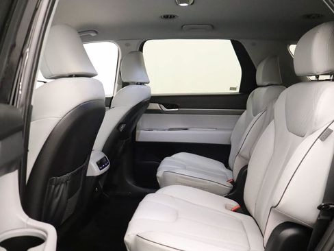 Used 2023 Hyundai Palisade SEL w/ Cargo Package FWD image 16