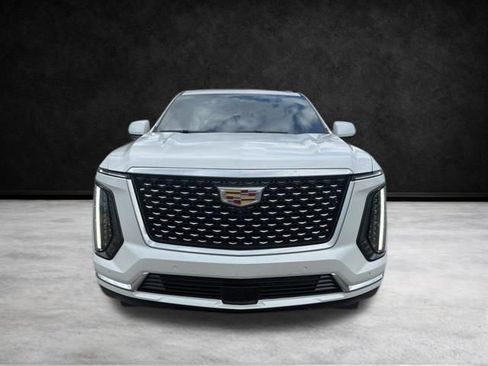 Used 2025 Cadillac Escalade Premium Luxury w/ Touring Package AWD/4WD image 11