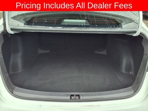 Used 2024 Toyota Corolla LE FWD image 17