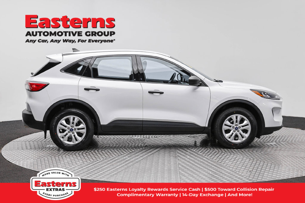 Used 2022 Ford Escape S AWD/4WD image 5