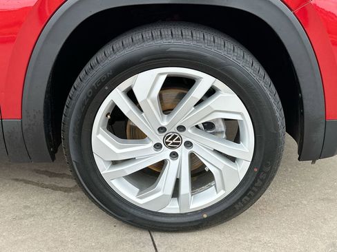Used 2023 Volkswagen Atlas SE FWD image 10