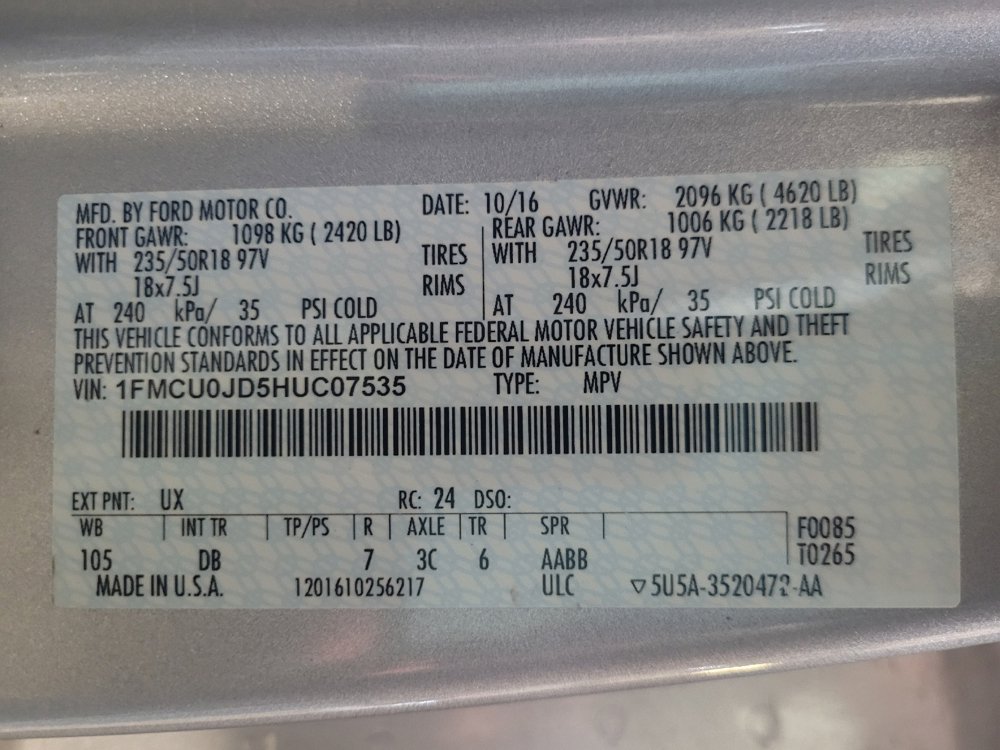 Used 2017 Ford Escape Titanium FWD image 33
