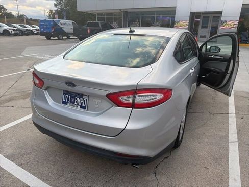Used 2014 Ford Fusion S image 8