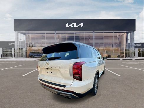 Used 2023 Hyundai Palisade SE w/ Cargo Package image 8