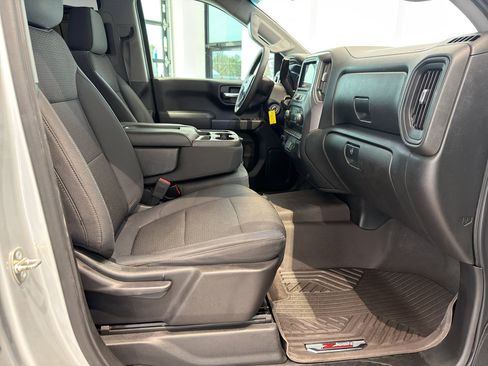 Used 2019 Chevrolet Silverado 1500 Custom Trail Boss w/ Custom Convenience Package image 25