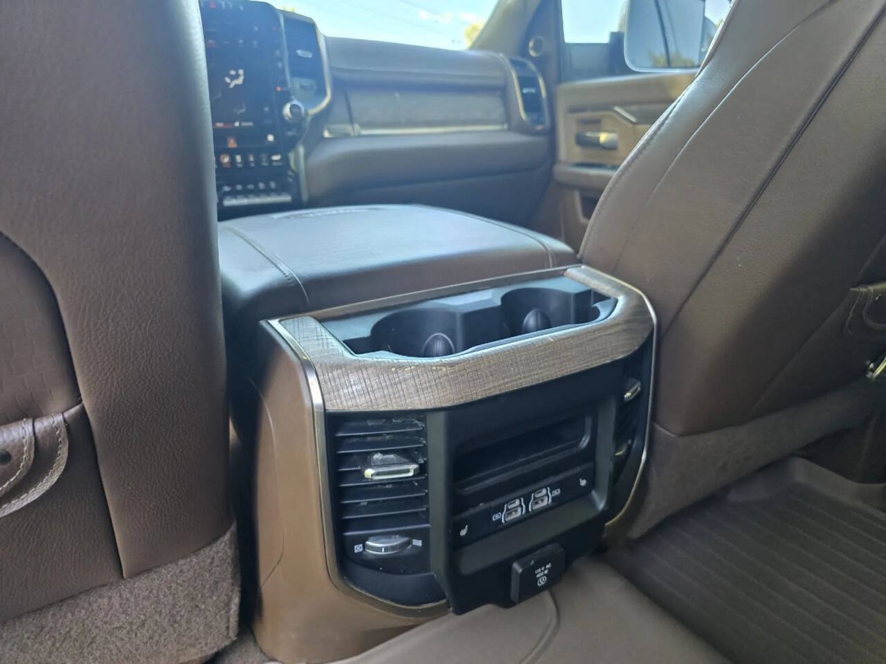 Used 2021 RAM 3500 Limited AWD/4WD image 41