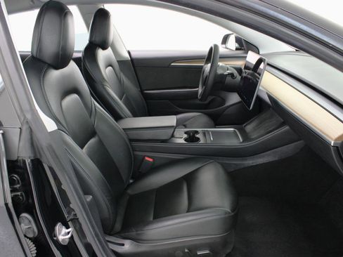 Used 2021 Tesla Model 3 Performance image 45