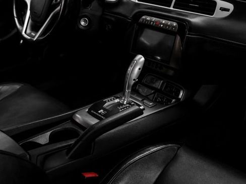 Used 2012 Chevrolet Camaro SS RWD image 22