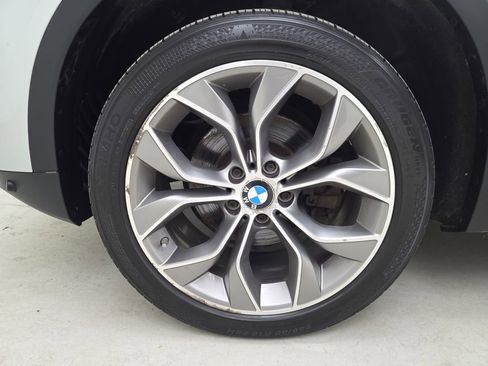 Used 2015 BMW X3 xDrive28i AWD/4WD image 11