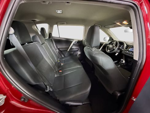 Used 2018 Toyota RAV4 LE image 26