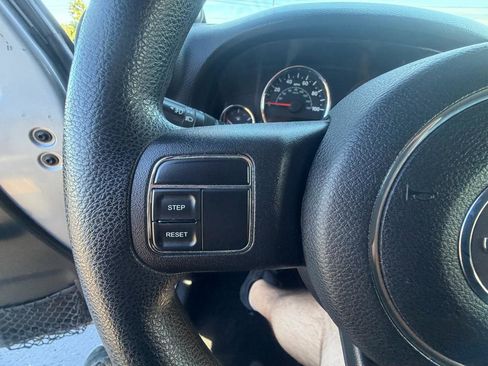 Used 2014 Jeep Wrangler Sport AWD/4WD image 19